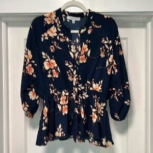 Beautiful Blouse Large Navy Blue